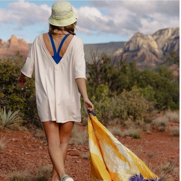 Sale!▪️Free People Hot Shot Tee Romper in Bleached Clay - Picture 2 of 10